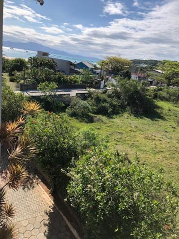 Apartamento Frente A Praia! Флорианополис Экстерьер фото